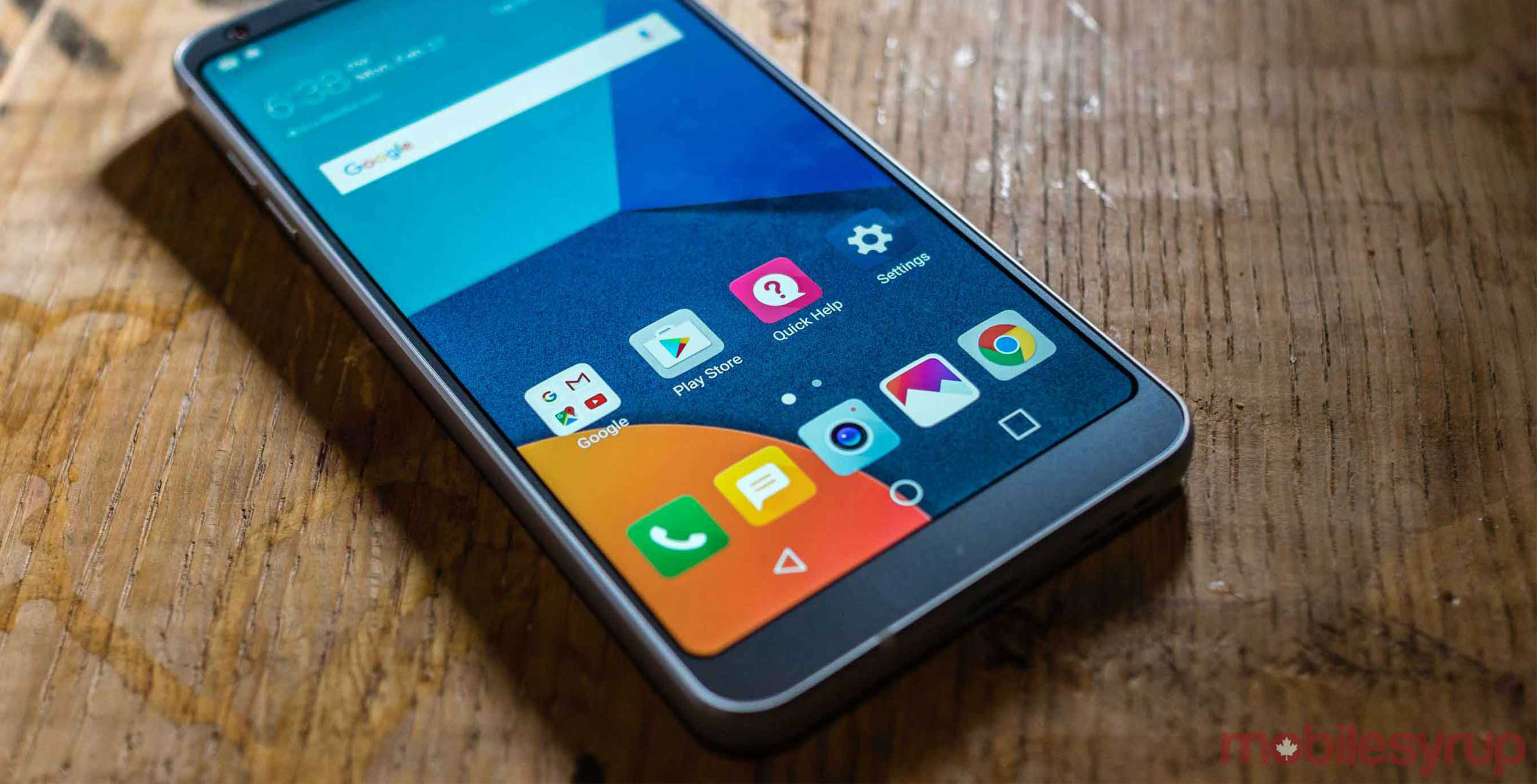 lg g6 on table
