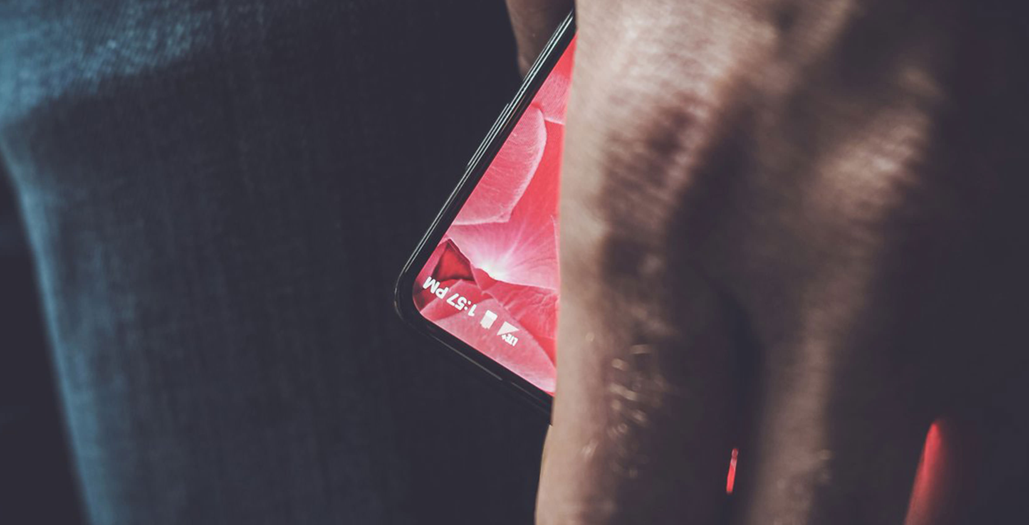 Andy Rubin bezel-less new smartphone