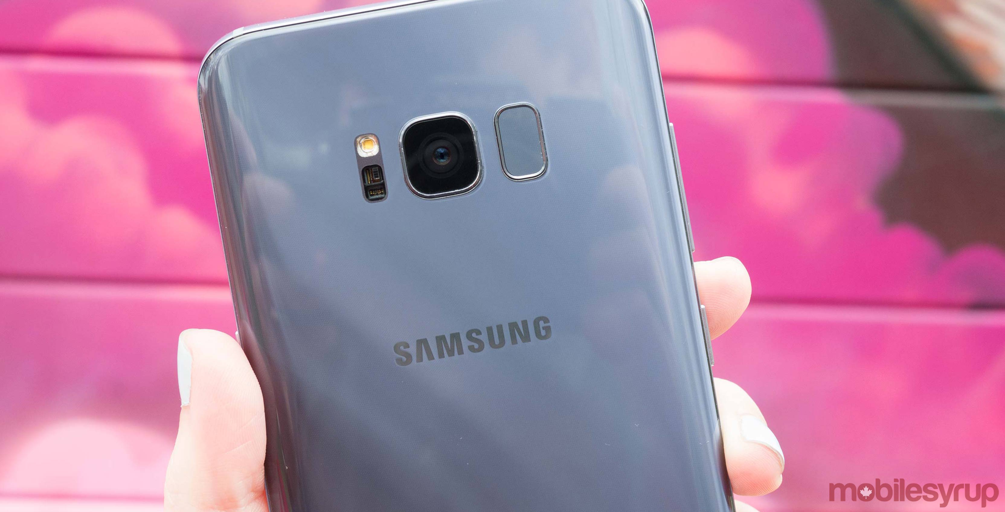 Samsung Galaxy S8 camera header