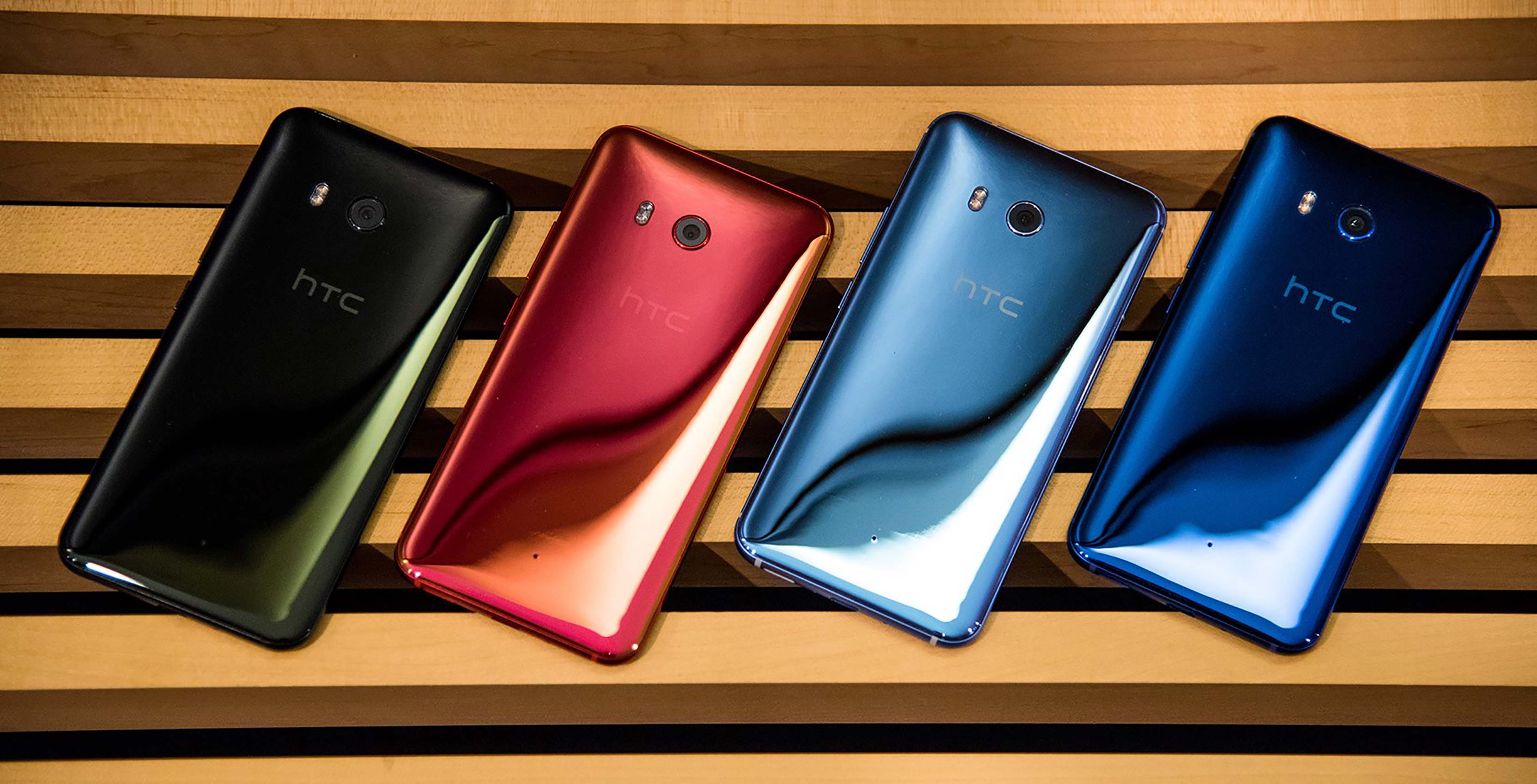 HTC U11s