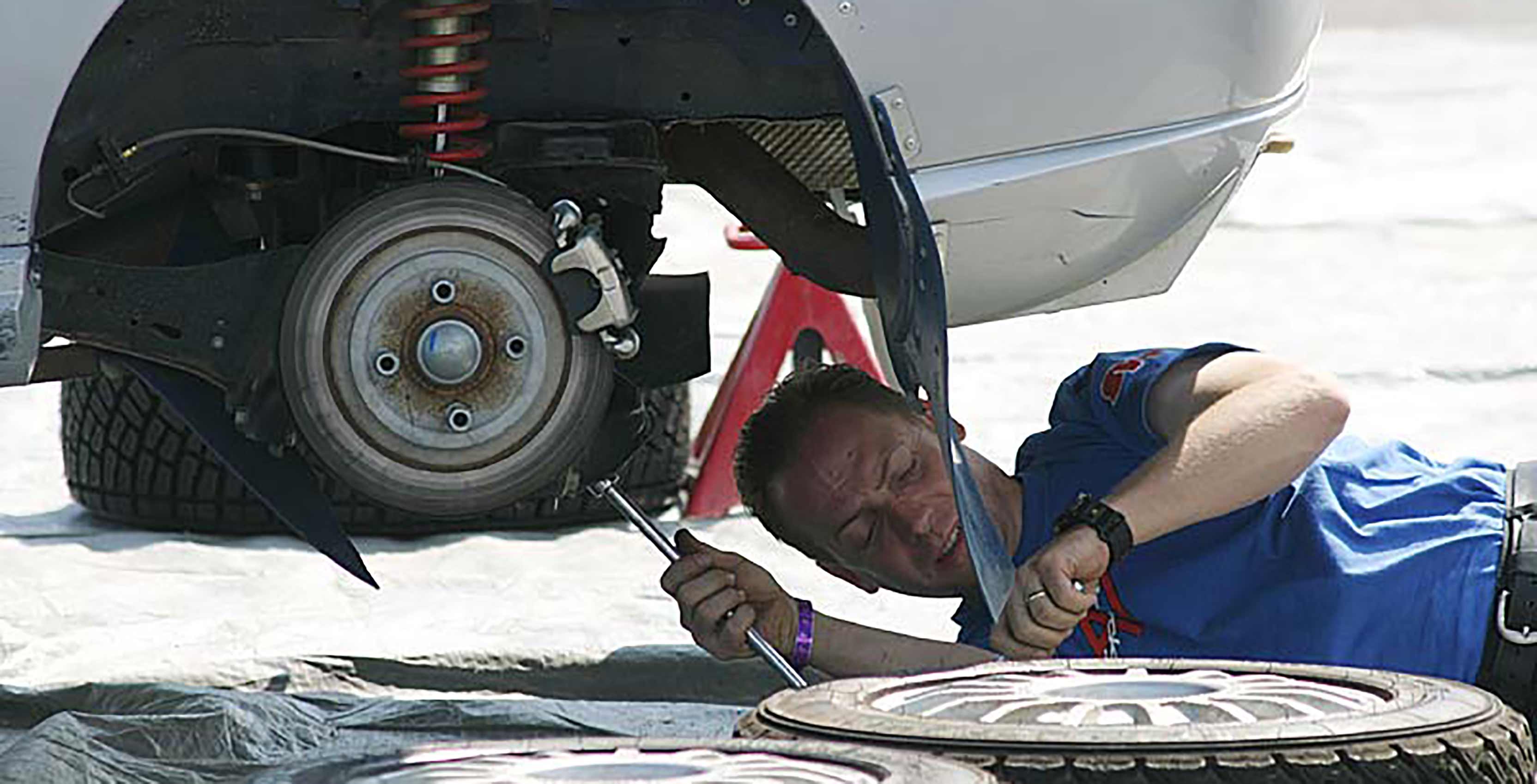 Mechanic with car
