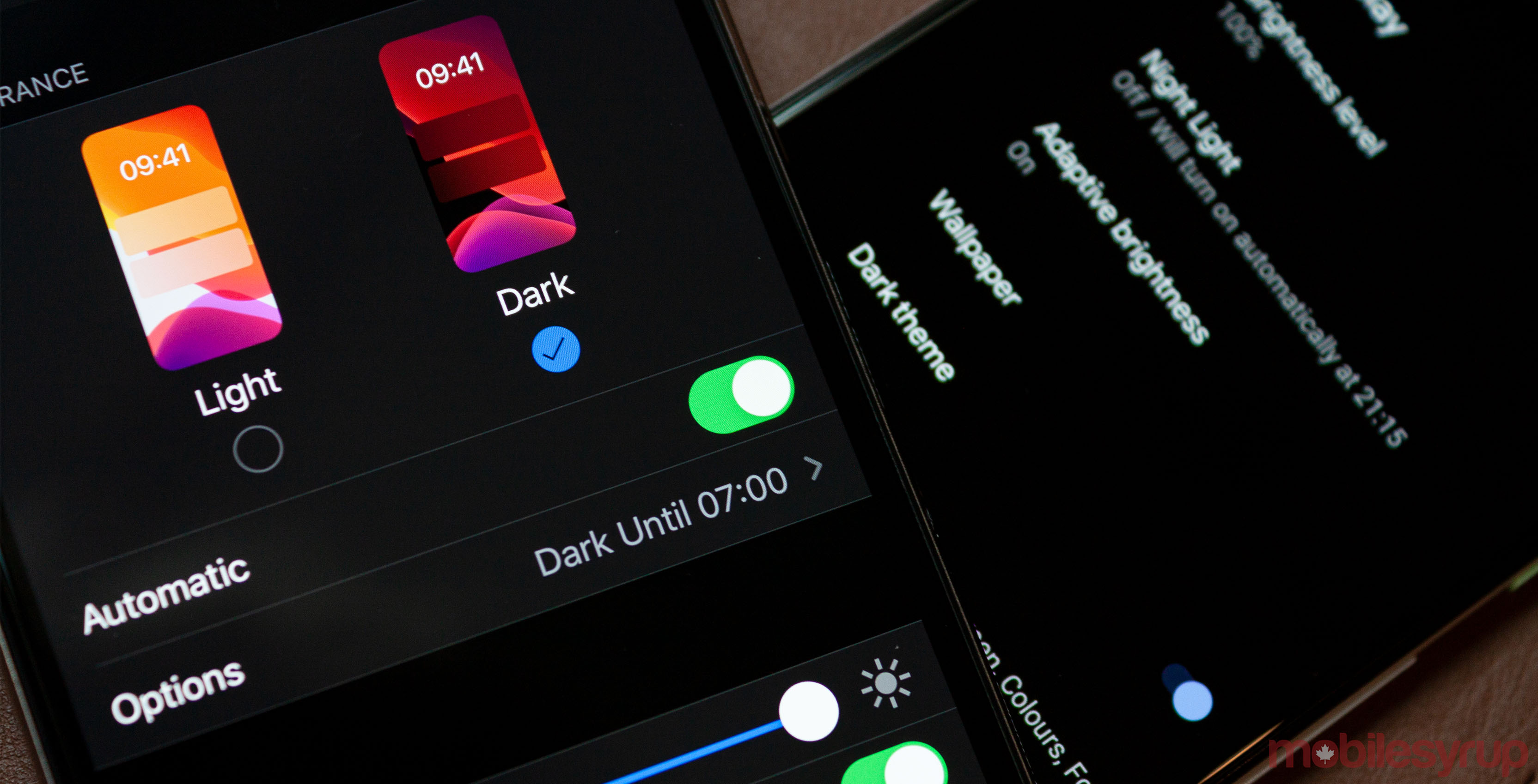 Dark mode on iOS and Android
