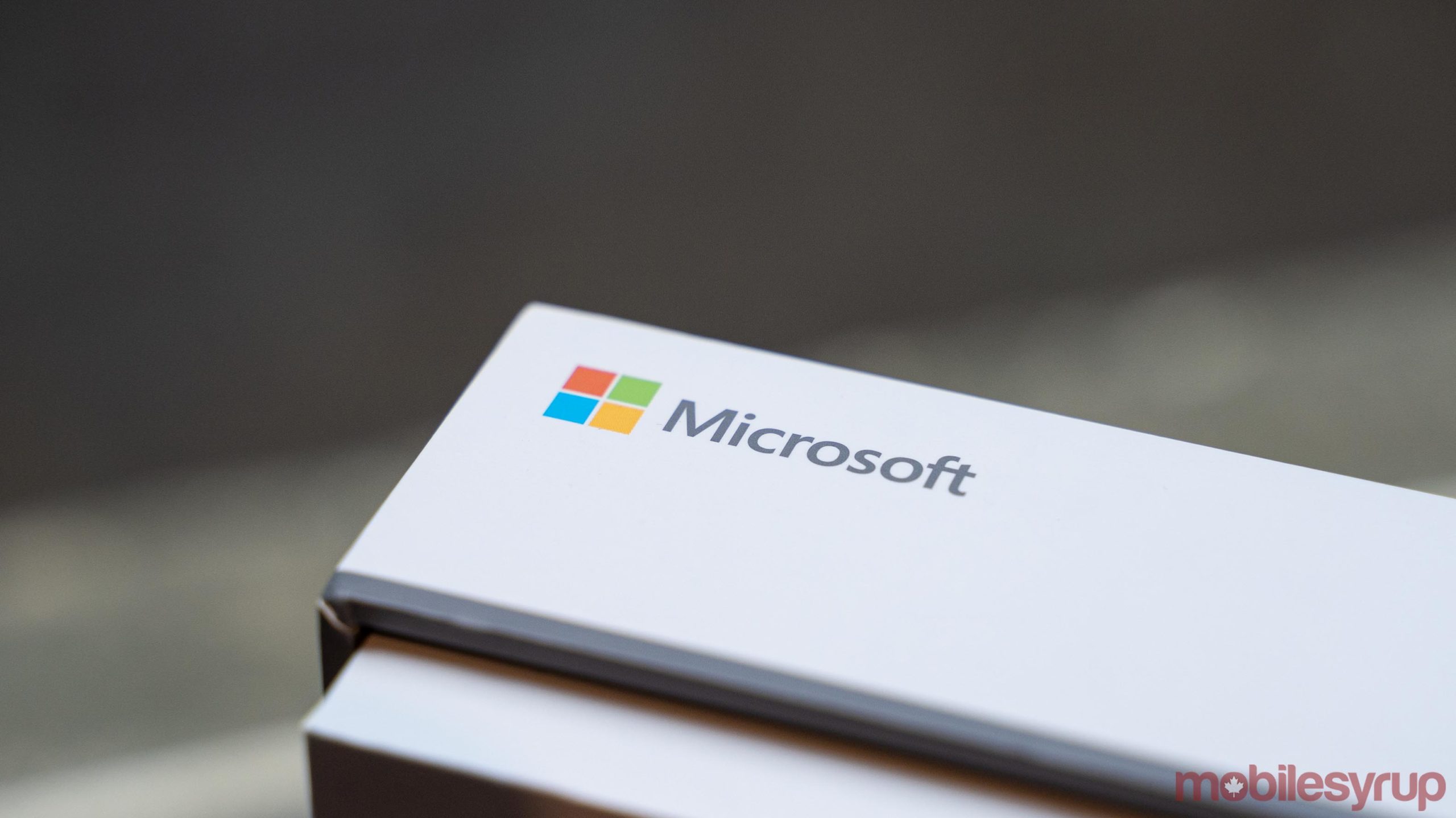 Microsoft logo 2323