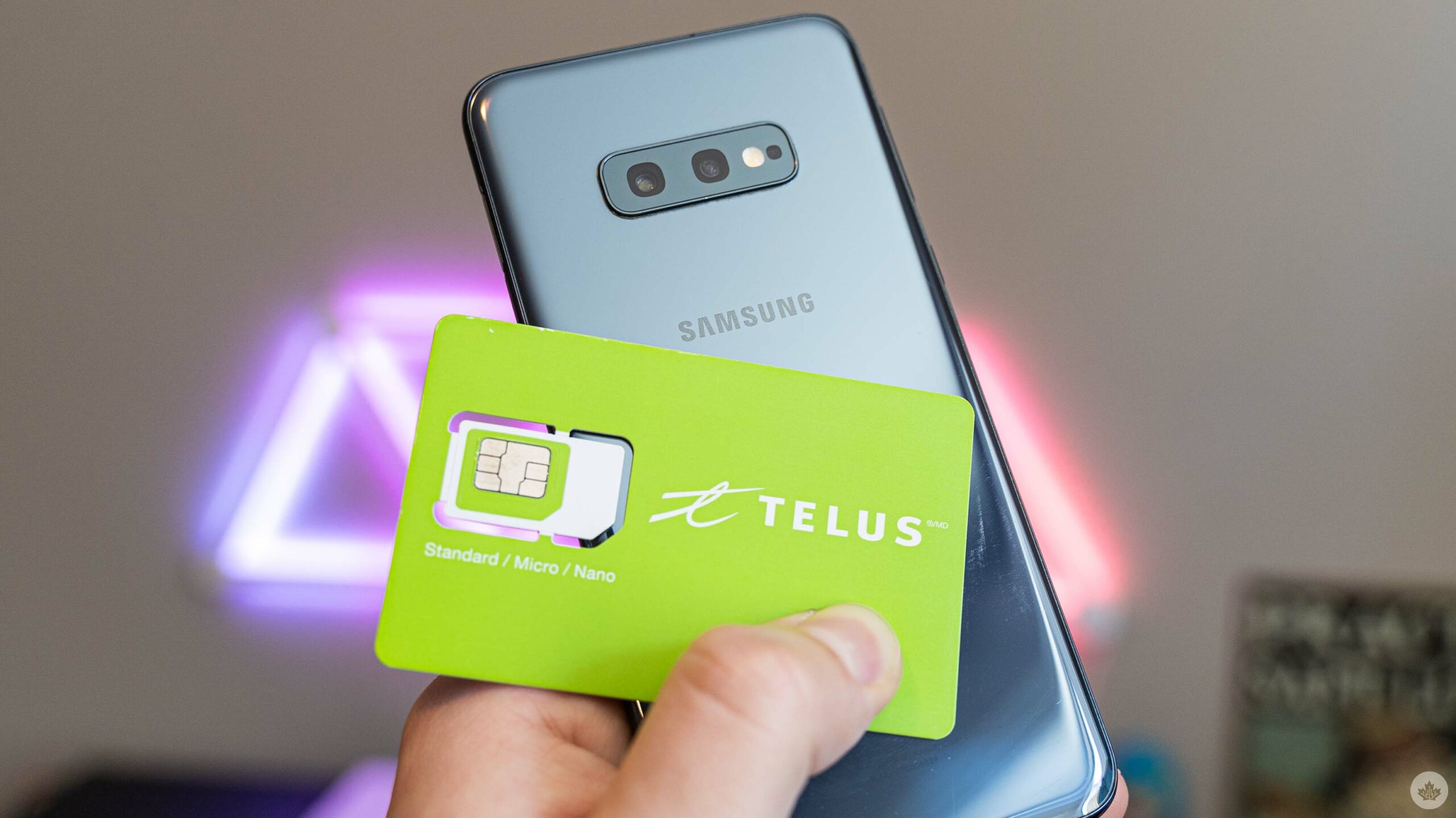 Samsung smartphone and a Telus SIM card