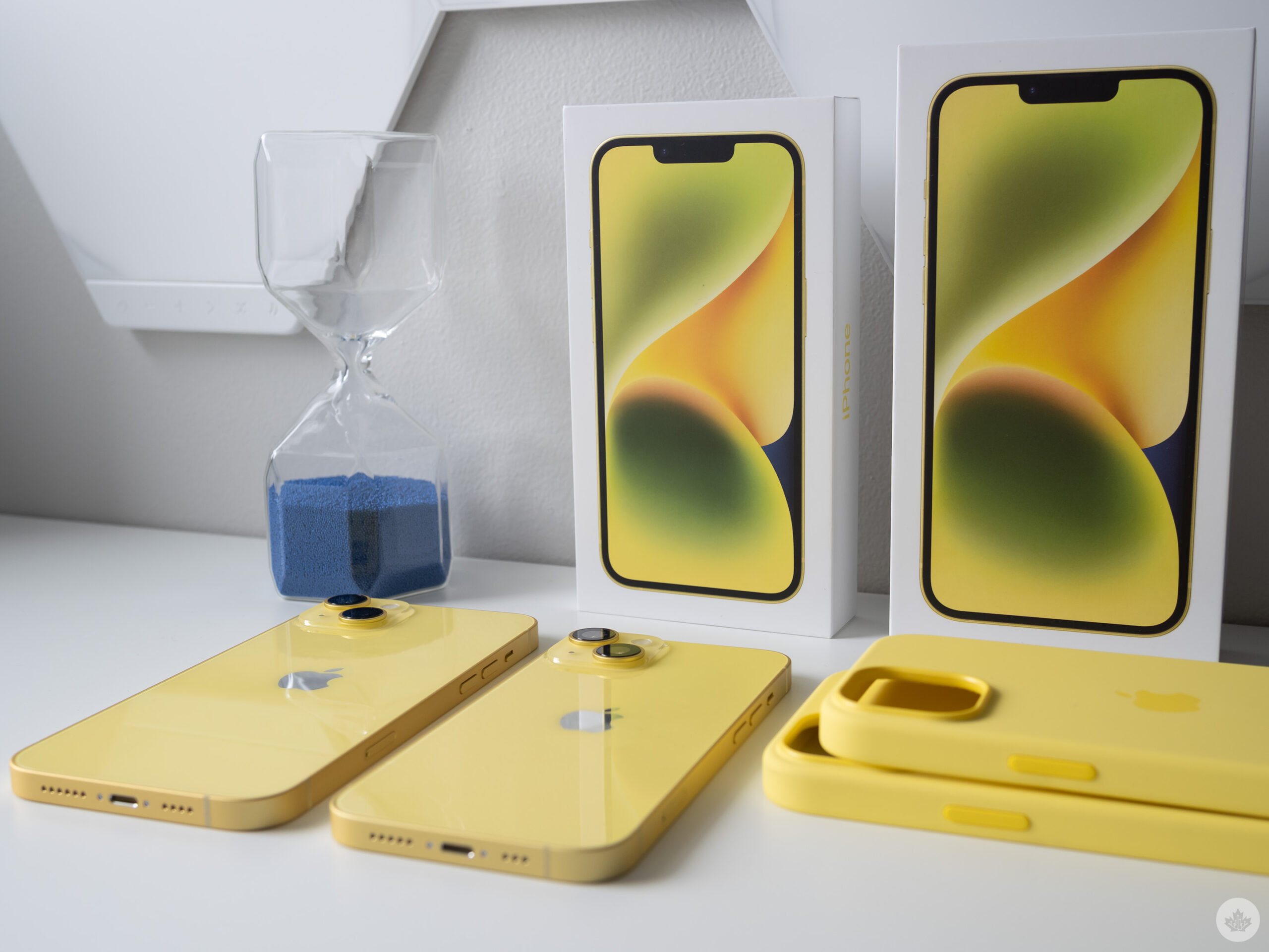 yellow-iphone-1